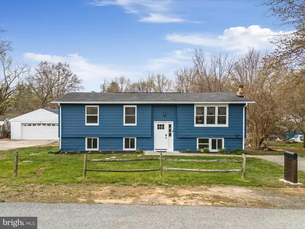 48 ANVIL RD, Kearneysville, WV 25430