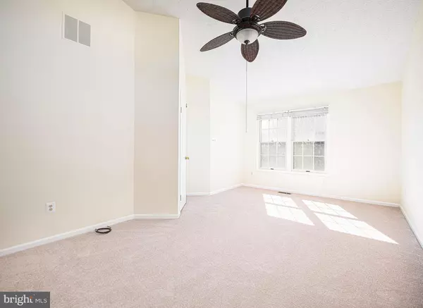 13 MORN MIST CT Parkville, MD 21234