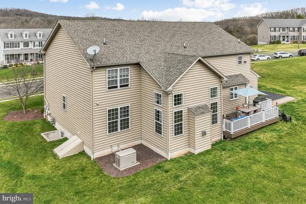 Schwenksville, PA 19473,9 PENNSTONE CT