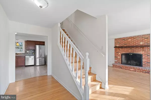 Newark, DE 19711,4 EILEEN DR
