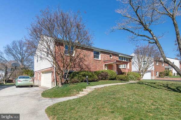 Havertown, PA 19083,1721 SUE ELLEN DR