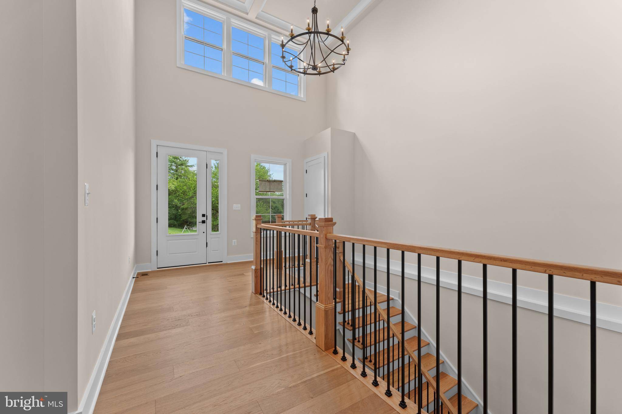 Manassas, VA 20111,8123 HILLCREST DR
