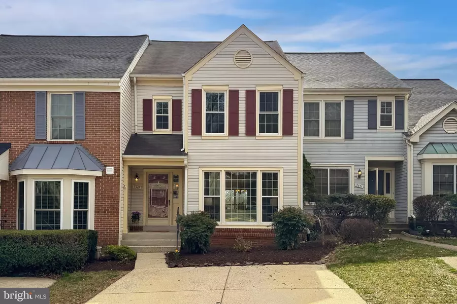 7369 HIDDEN KNOLLS CT, Springfield, VA 22153