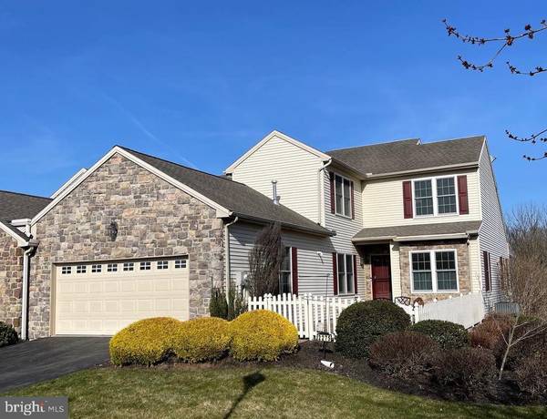 2275 SOUTHPOINT DR, Hummelstown, PA 17036