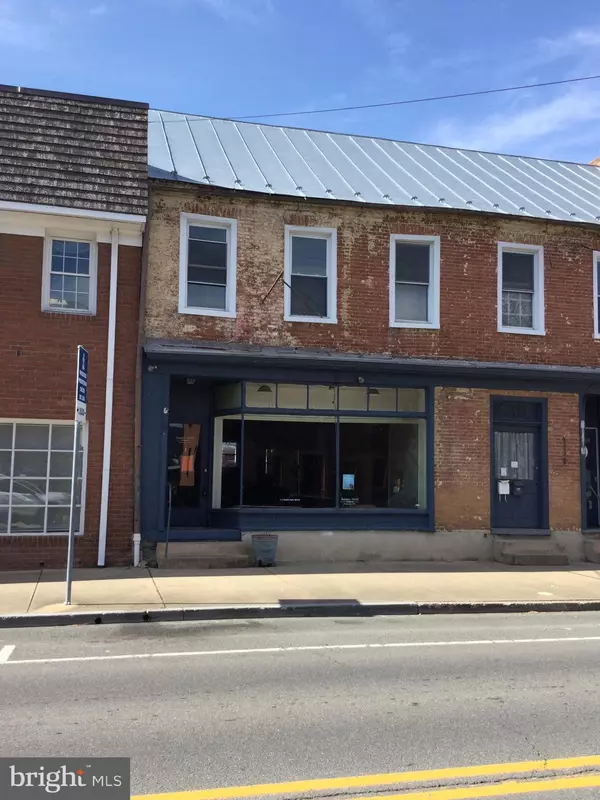 Woodstock, VA 22664,115 N MAIN ST