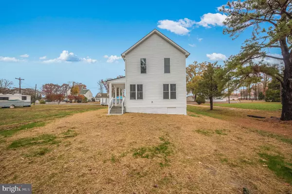 Colonial Beach, VA 22443,188 MATTOX AVE