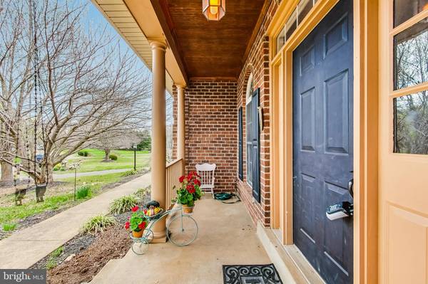 Warrenton, VA 20187,7174 N CREST CT