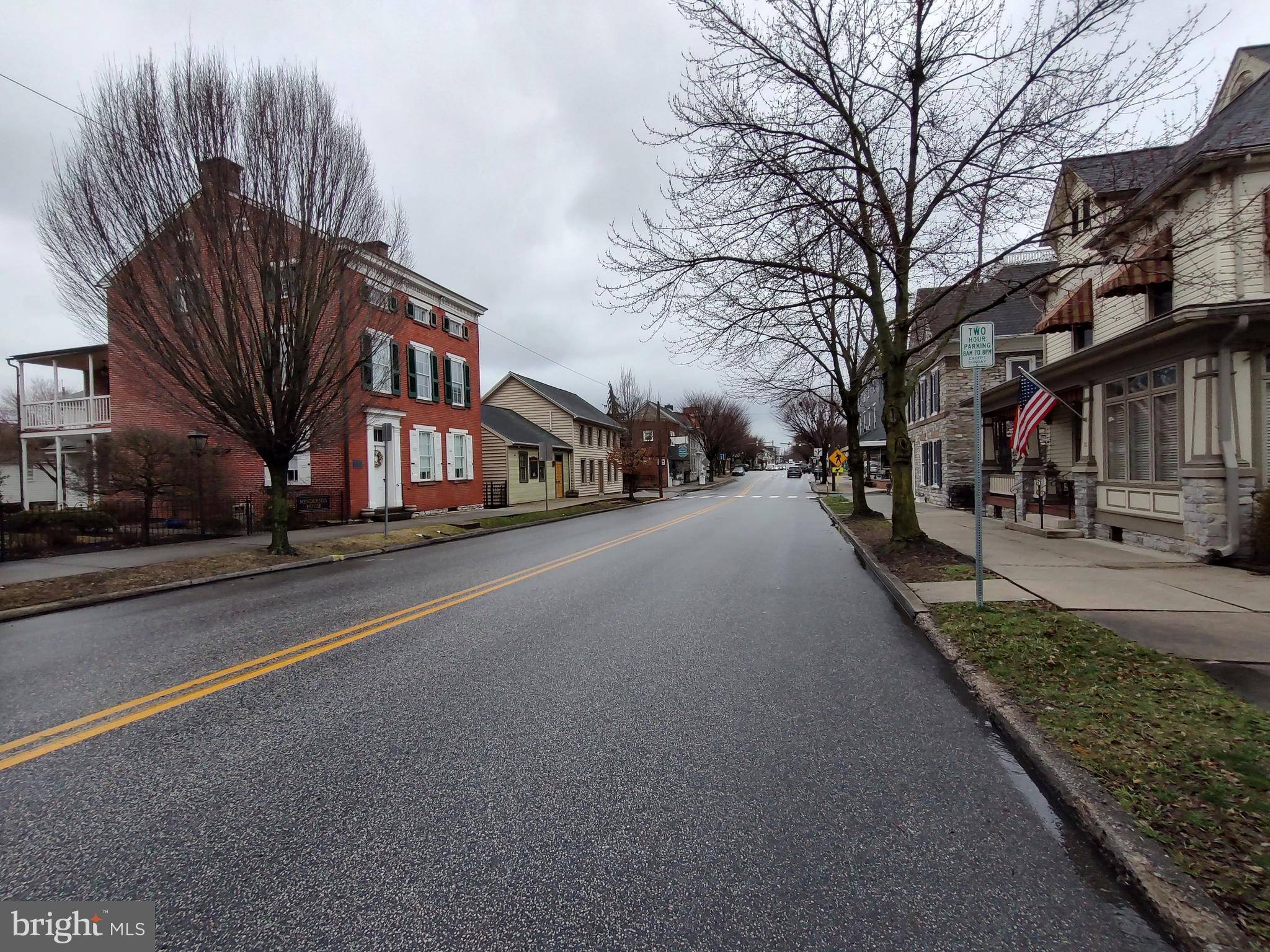 Hummelstown, PA 17036,39 E MAIN ST