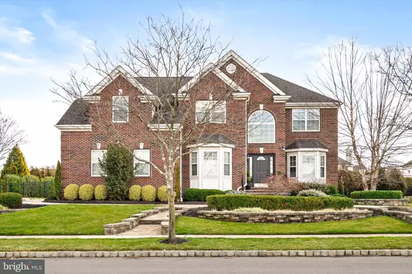 17 DIAMOND BLVD, Robbinsville, NJ 08691