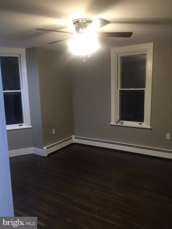 Reading, PA 19606,18 N 25TH ST