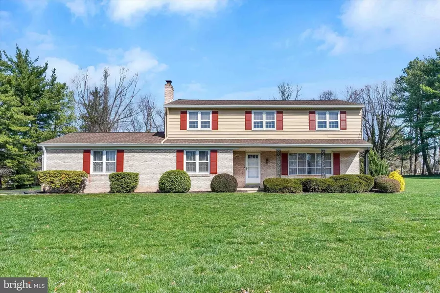 1270 GARRISON DR, York, PA 17404