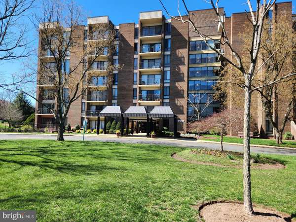 9900 GEORGIA AVE #27-218, Silver Spring, MD 20902