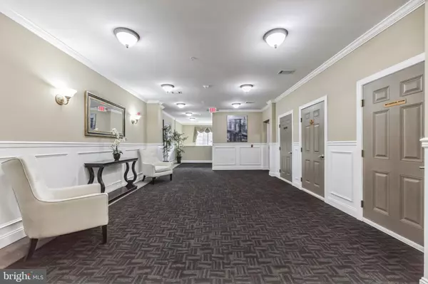 Elmwood Park, NJ 07407,4128 CORY LANE