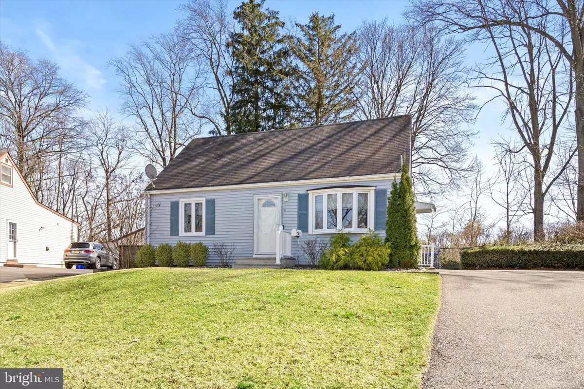 East Brunswick, NJ 08816,9 MANSFIELD AVE