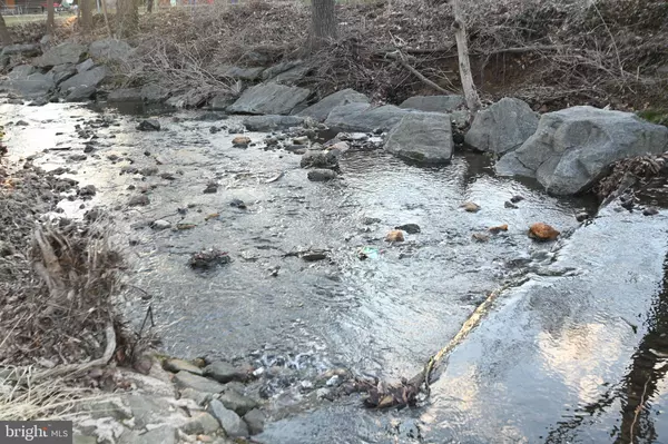 Kensington, MD 20895,10003 KENSINGTON PKWY