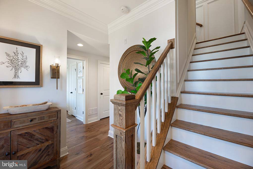 Newtown Square, PA 19073,315 SQUIRE DR #17C