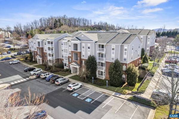 192 YELLOWSTONE DR #305, Charlottesville, VA 22903