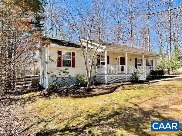 4 JAMES RIVER RD, Palmyra, VA 22963