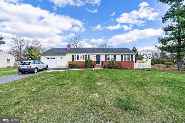 115 INGLESIDE AVE, Pennington, NJ 08534