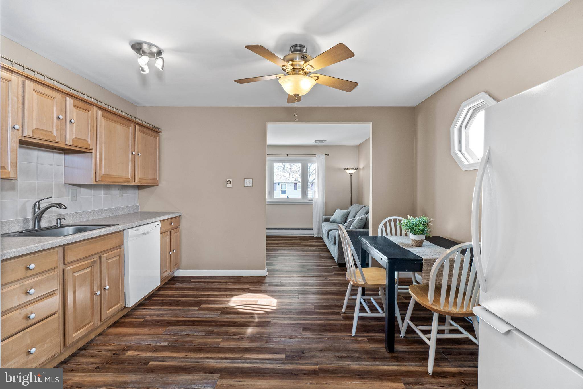 Villas, NJ 08251,308 CEDARDALE AVE