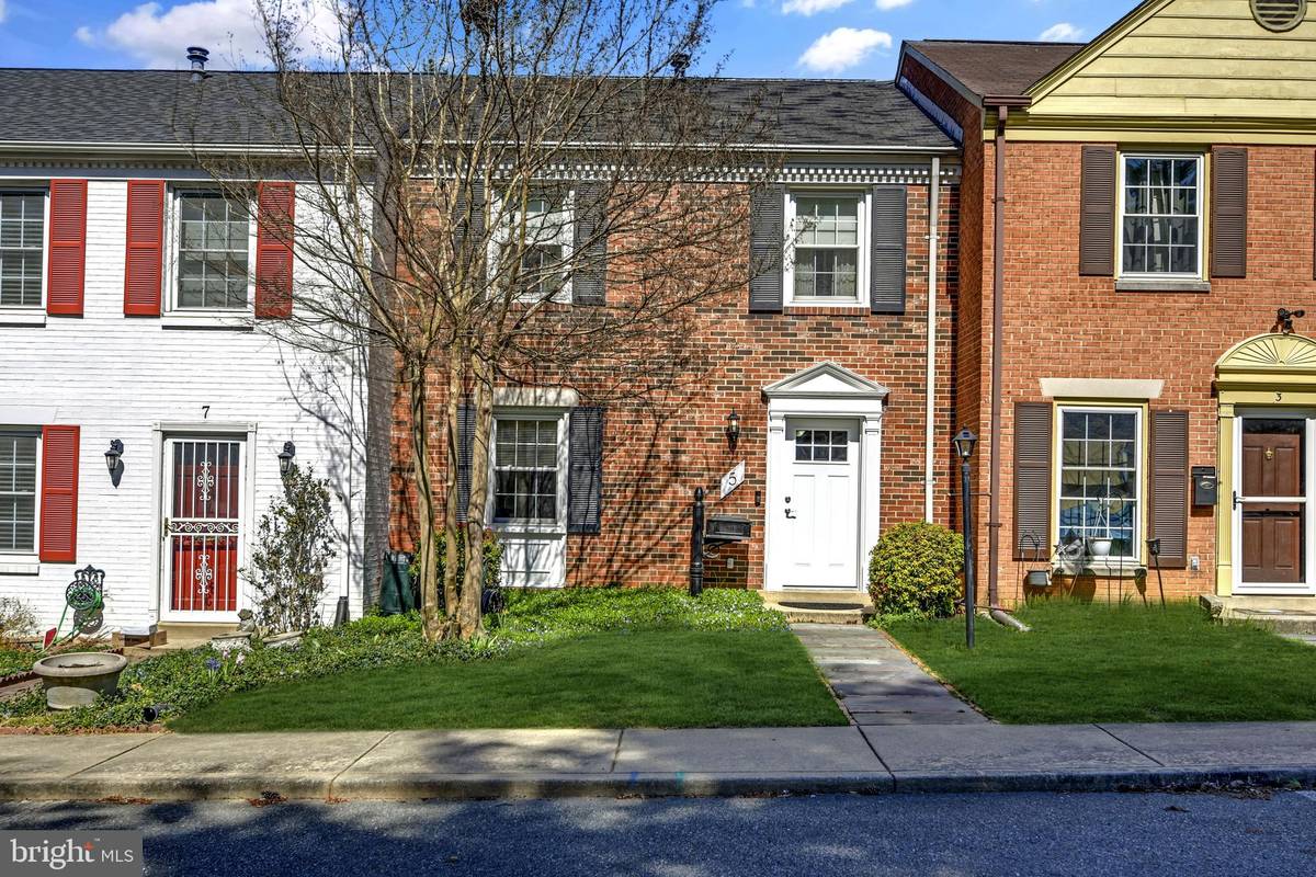 Gaithersburg, MD 20878,5 RYE CT