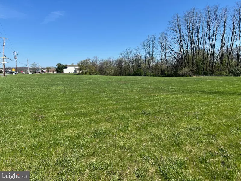 LOT 3 BEN FRANKLIN HWY, Douglassville, PA 19518