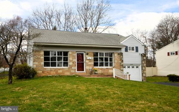 14 LINDA LN, Hatboro, PA 19040