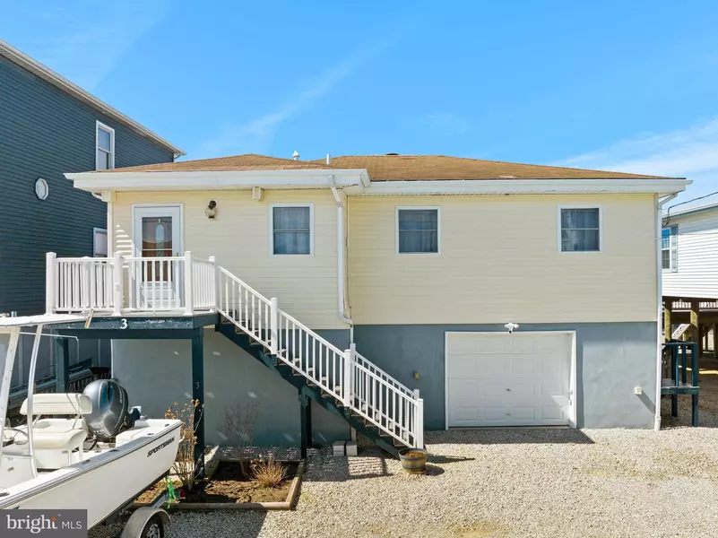 3 HATTERAS CT, Tuckerton, NJ 08087