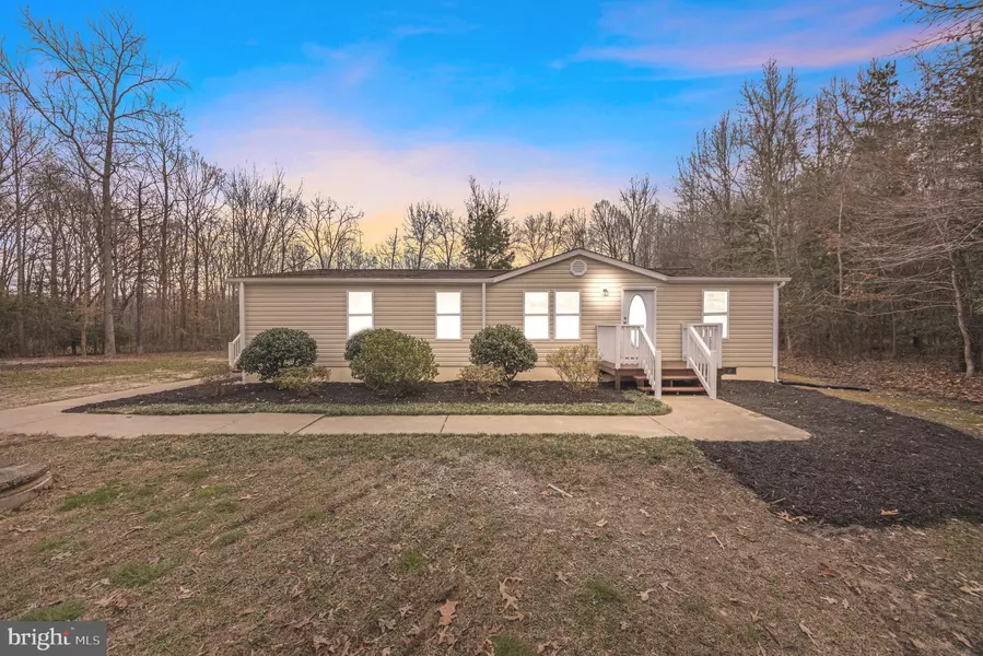 218 WICKHAM RD, Bumpass, VA 23024