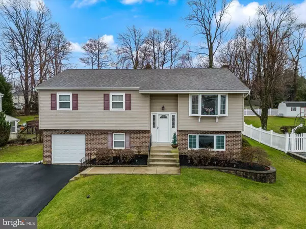 Aston, PA 19014,17 SCOTT LN