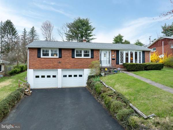 249 HOMAN AVE, State College, PA 16801