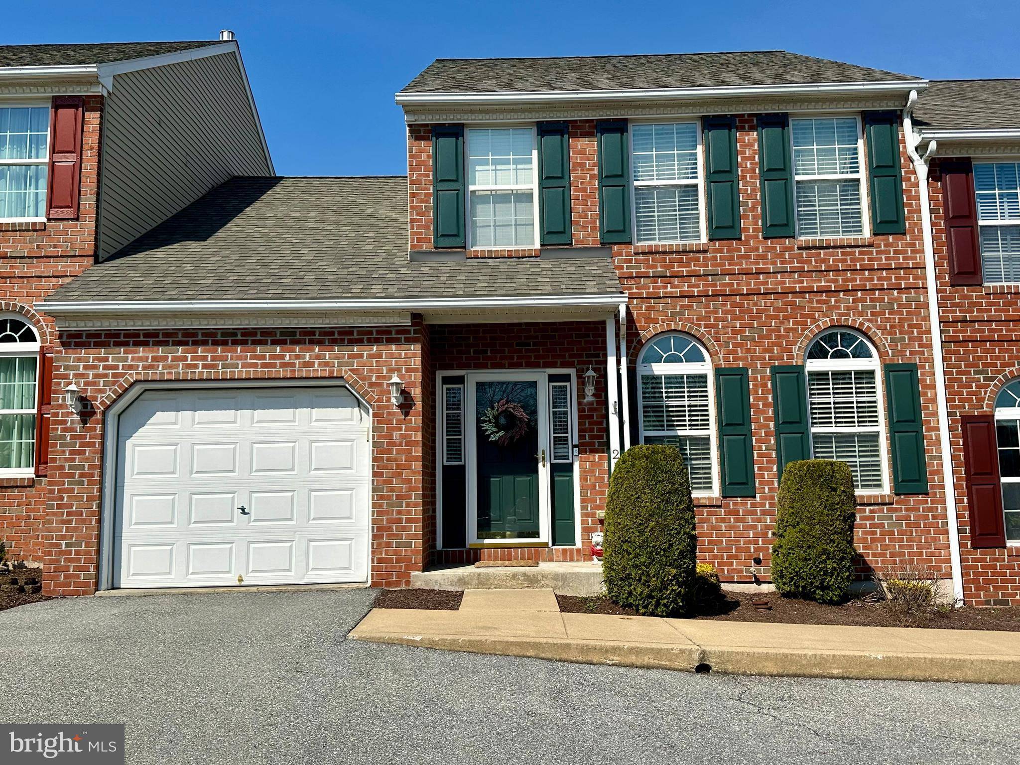Reading, PA 19607,2 FALLOWFIELD CIR