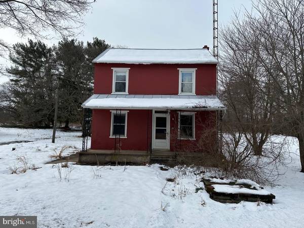 385 LOWLAND RD, Hamburg, PA 19526