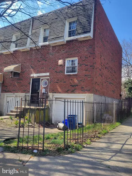 658 MAY PL, Philadelphia, PA 19139