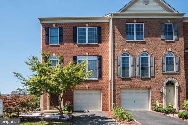 5308 ROSEMALLOW CIR, Centreville, VA 20120