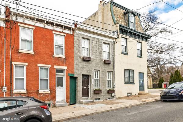 137 DAWSON ST, Philadelphia, PA 19127