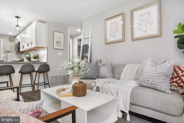 117 DORCHESTER RD Glen Burnie, MD 21060