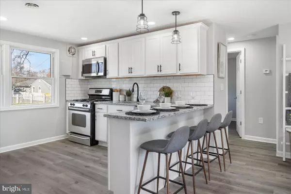 117 DORCHESTER RD Glen Burnie, MD 21060