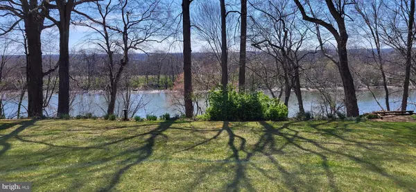 Fredericksburg, VA 22405,110 OLD LANDING CT