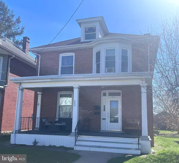 442 E CATHERINE, Chambersburg, PA 17201