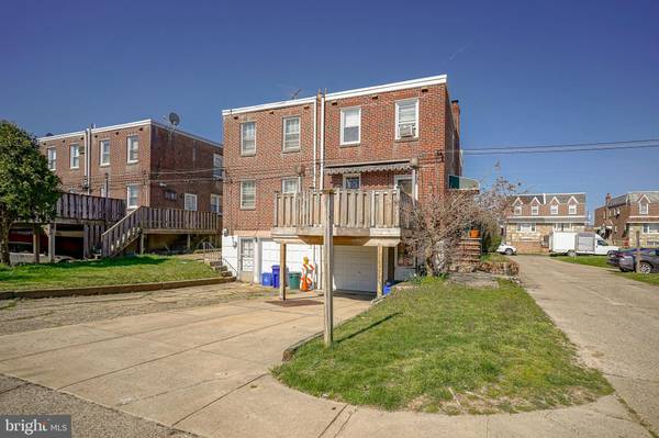 Philadelphia, PA 19111,7055 DORCAS ST