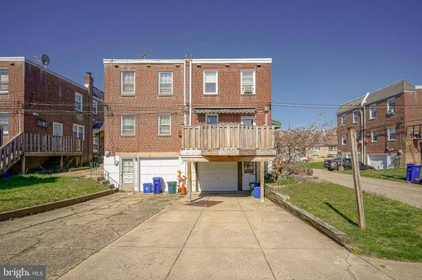 Philadelphia, PA 19111,7055 DORCAS ST