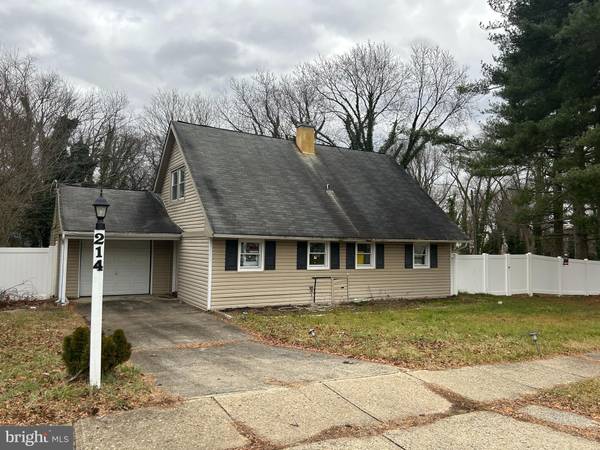 214 MILLBROOK DR, Willingboro, NJ 08046