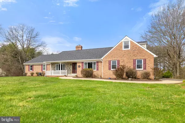 Marshall, VA 20115,8839 GRASSLANDS CT