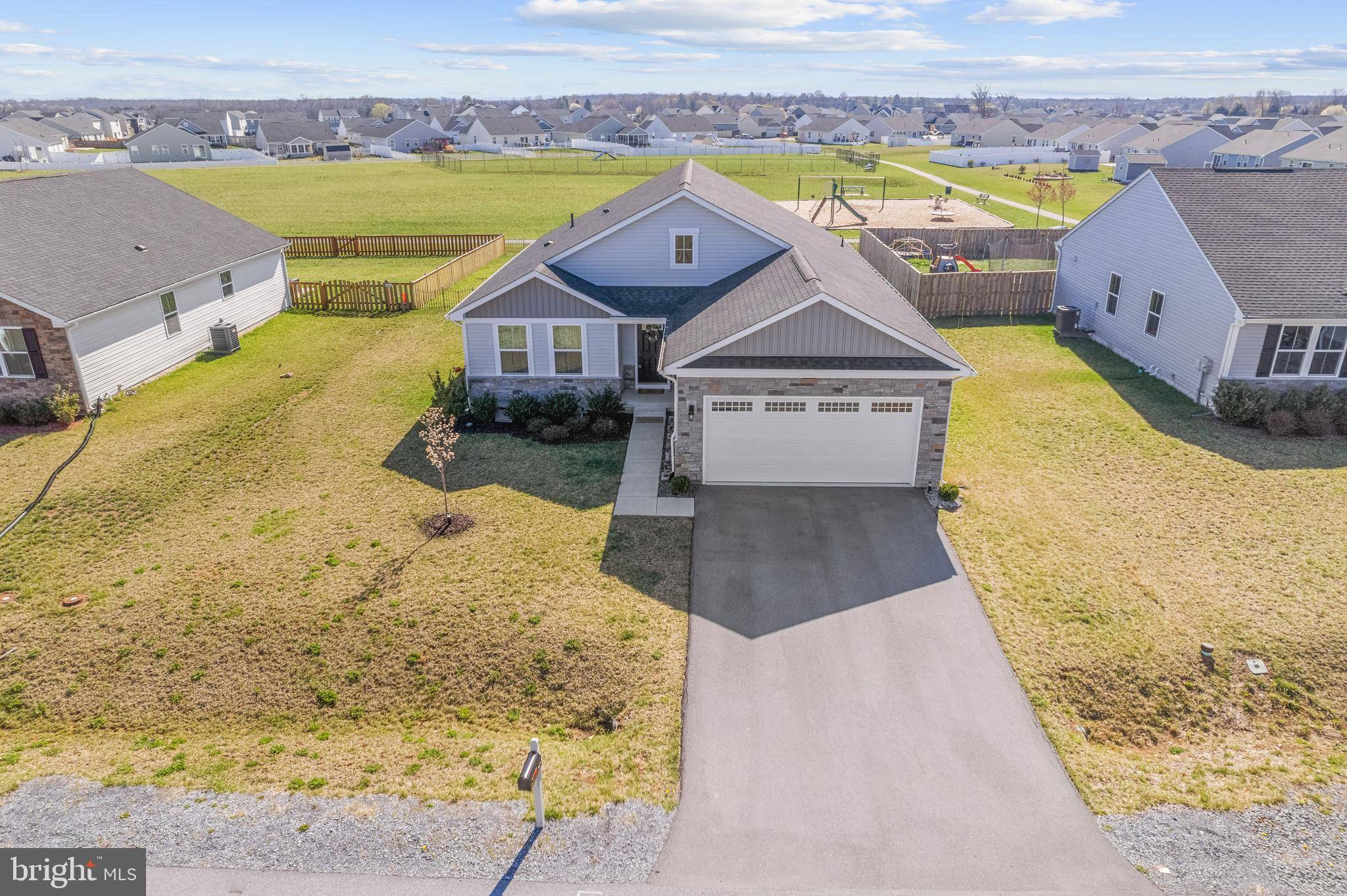 Bunker Hill, WV 25413,367 SWITCHGRASS CT