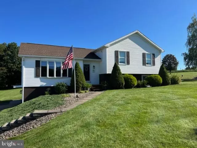 277 FISKE RD, Fallentimber, PA 16639