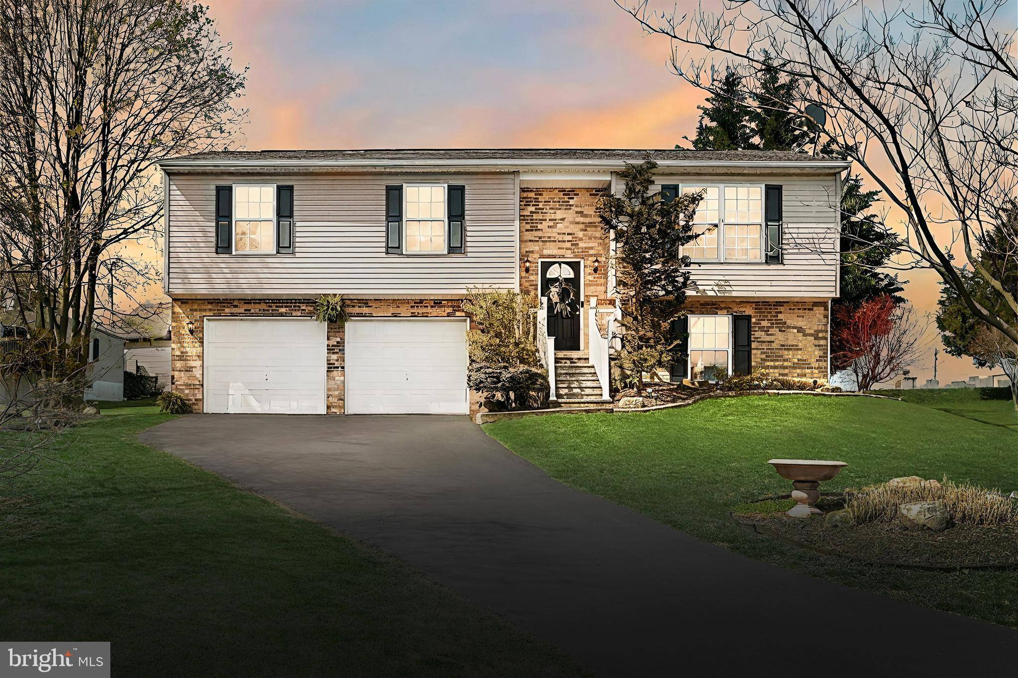 Dallastown, PA 17313,696 BLOSSOM HILL LN