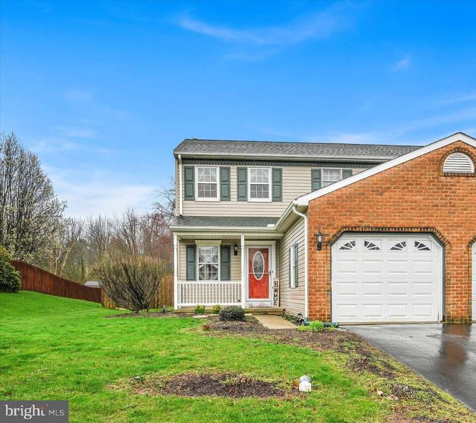 65 RED STONE CIR, Reinholds, PA 17569