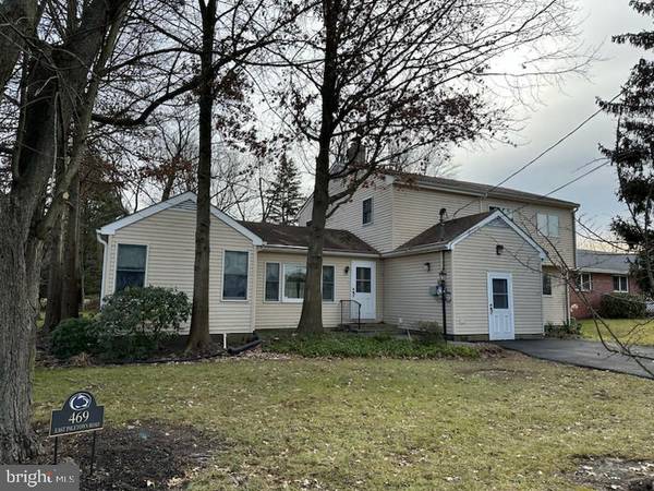 469 E PALETOWN RD, Quakertown, PA 18951