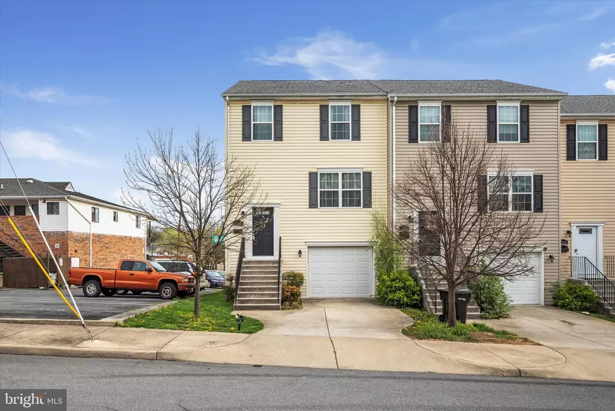 118 E JAMES ST, Winchester, VA 22601